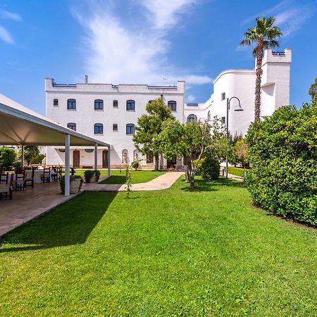 Leone De Castris Wine Hotel サリーチェ・サレンティーノ エクステリア 写真