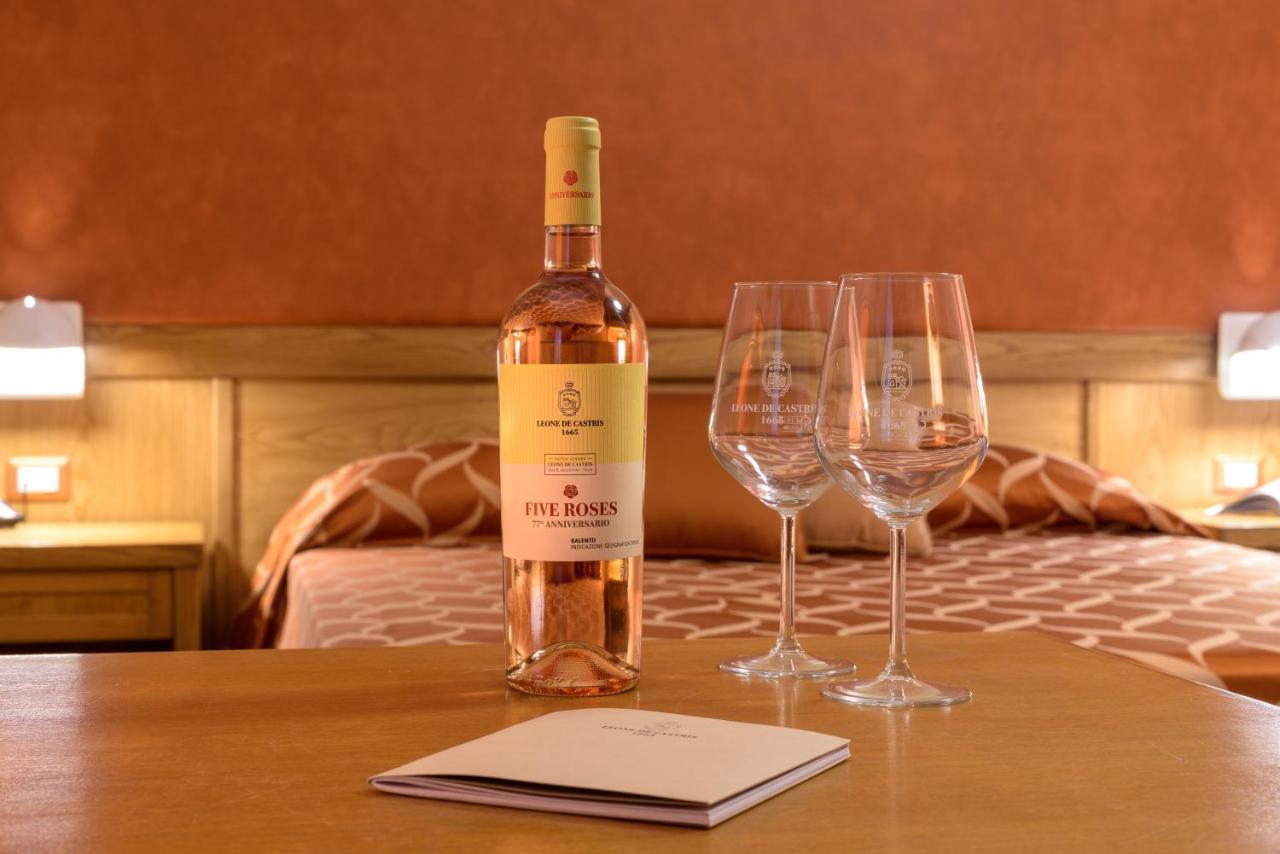 Leone De Castris Wine Hotel サリーチェ・サレンティーノ エクステリア 写真